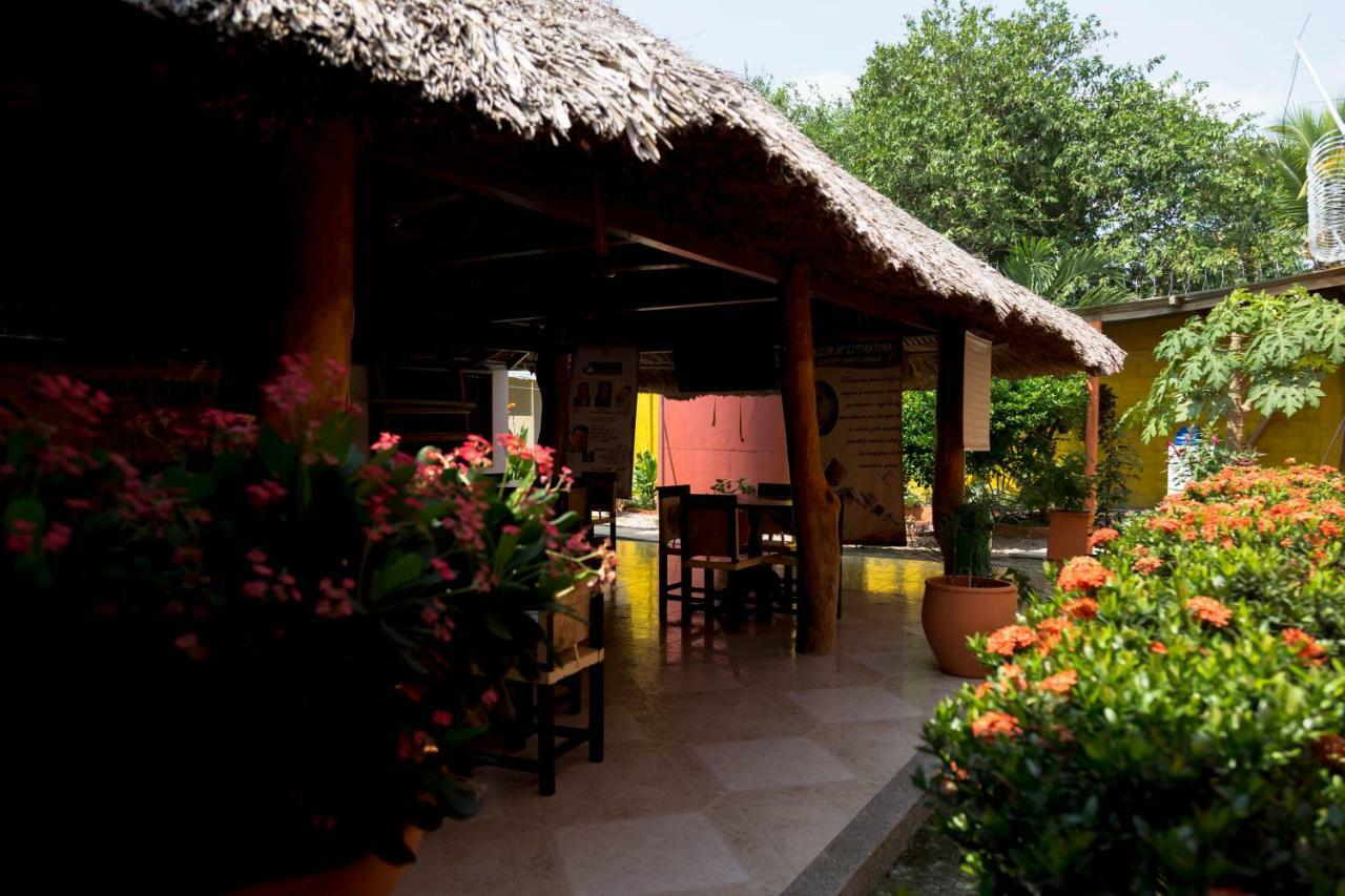 Hostal Cultural El Telar San Jacinto Exterior photo